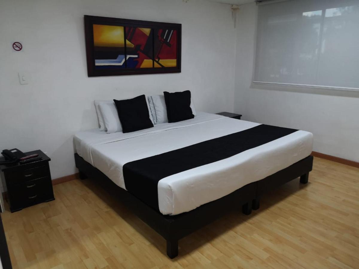 Hotel Santiago Plaza Bogota Buitenkant foto