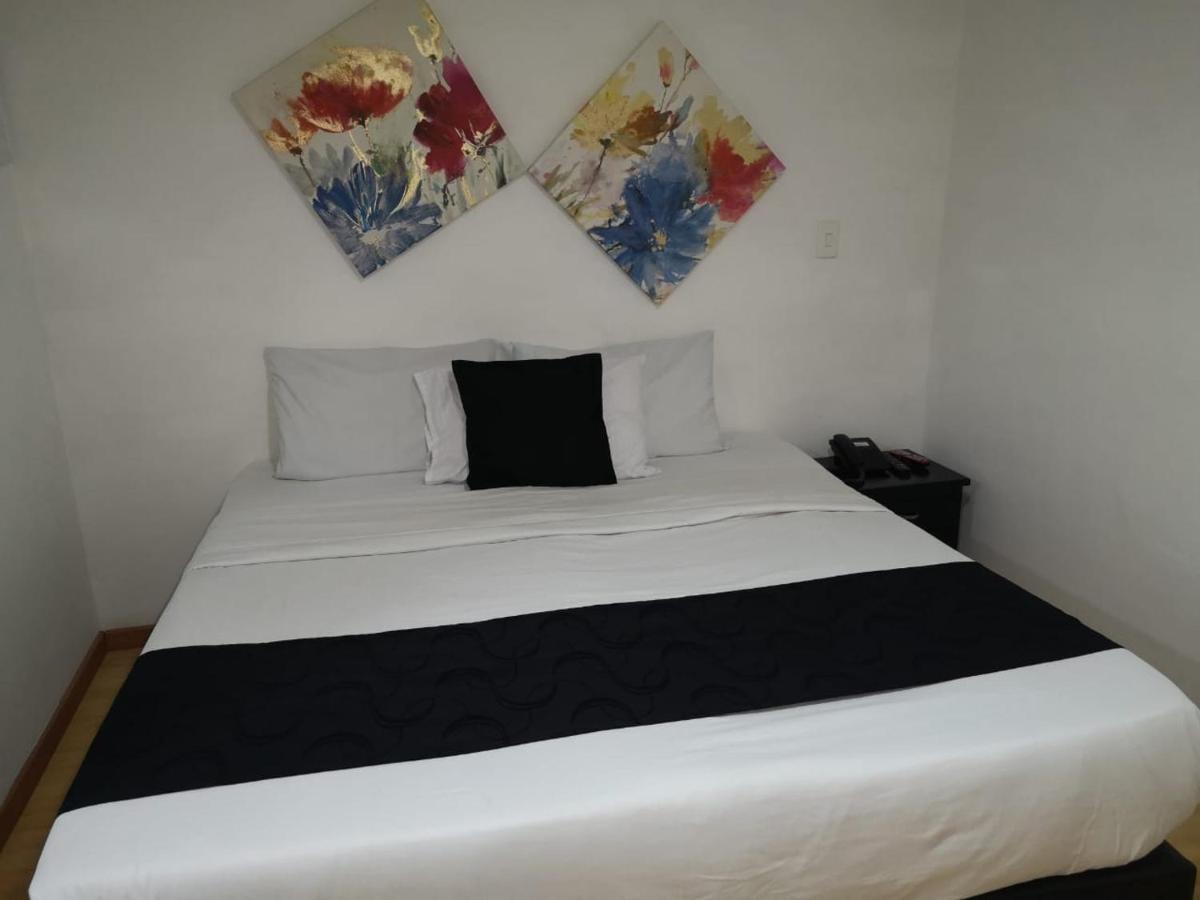 Hotel Santiago Plaza Bogota Buitenkant foto