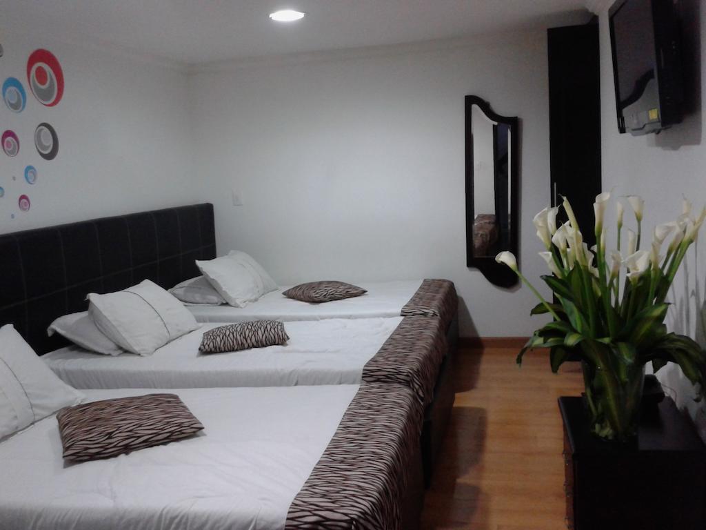 Hotel Santiago Plaza Bogota Kamer foto