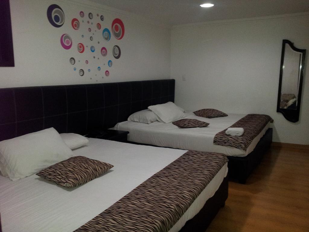 Hotel Santiago Plaza Bogota Kamer foto