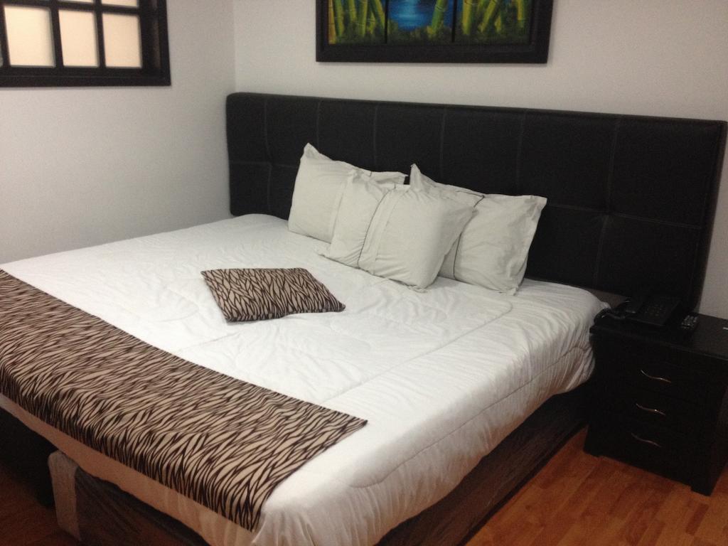 Hotel Santiago Plaza Bogota Kamer foto